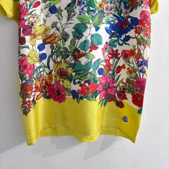 Moncler Scoop Neck Floral Print Yellow Top Tee Size L - Picture 4 of 7